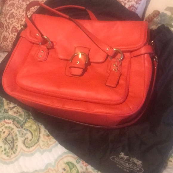 Coach bag structured bag like new!! - Picture 2 of 3